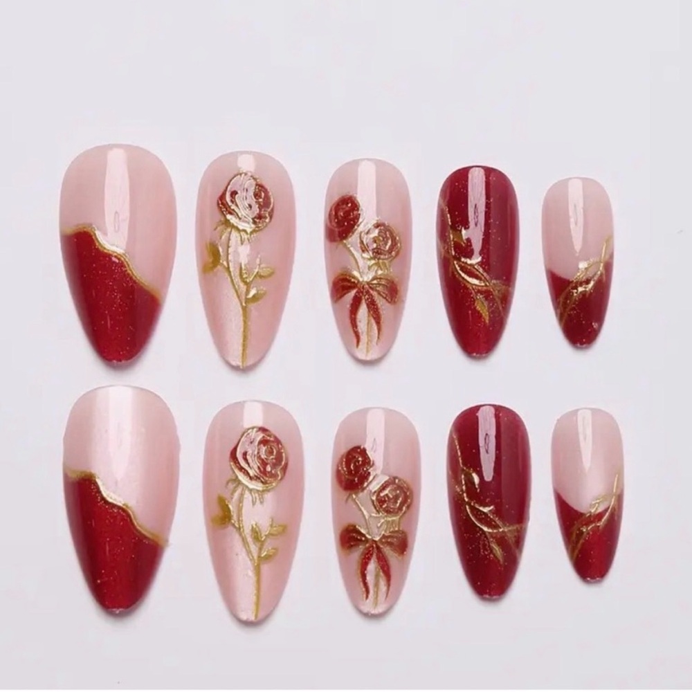 24 Piece Romantic Rose Cat Eye Nail Set.